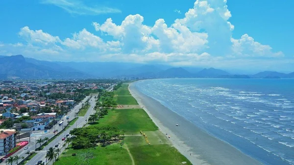 Praia das Palmeiras.