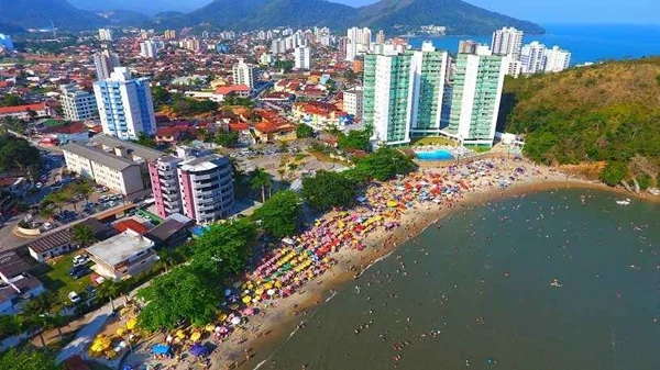 Prainha em Caraguatatuba.