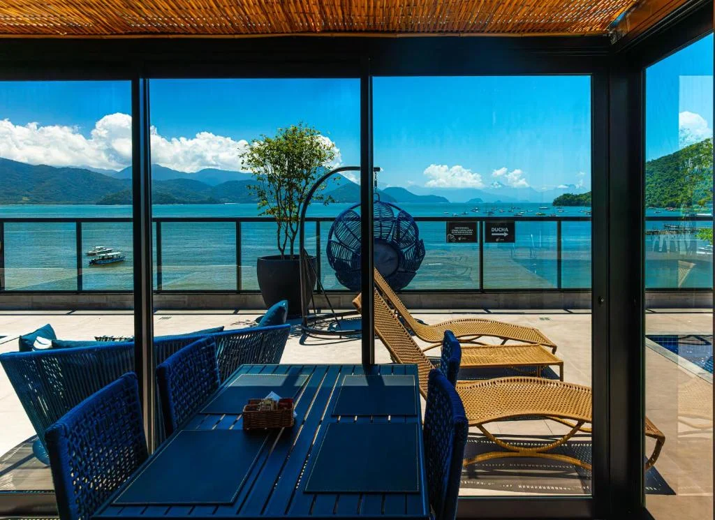 hotel com vista pro mar.