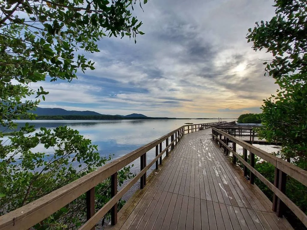 Deck de Vila das Pedrinhas