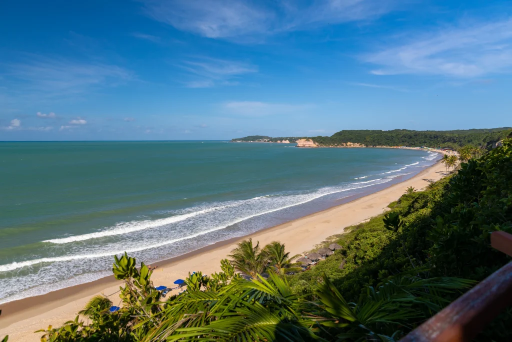 mar na praia